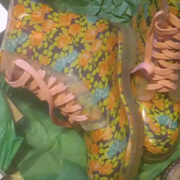 Floral Rain Boots - Picture 2 of 3